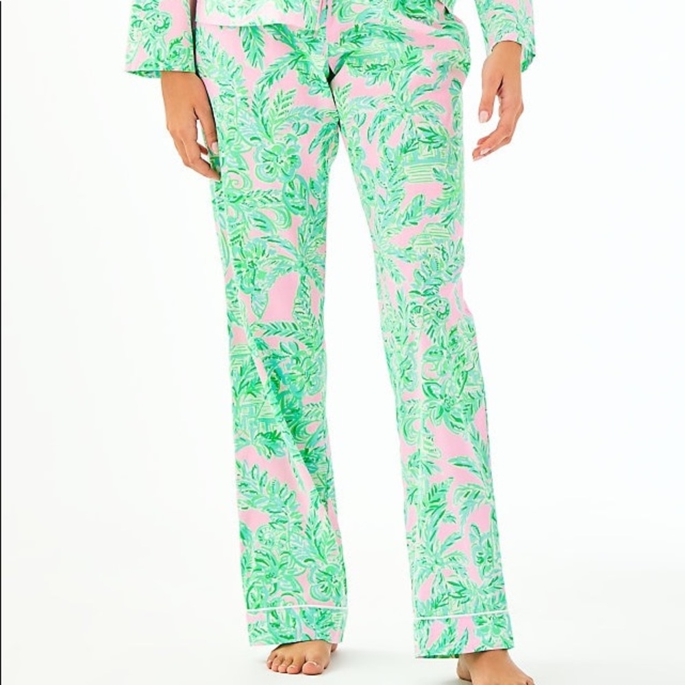 SOLD❤️Lilly Pulitzer PJ woven pants small - Picture 2 of 2